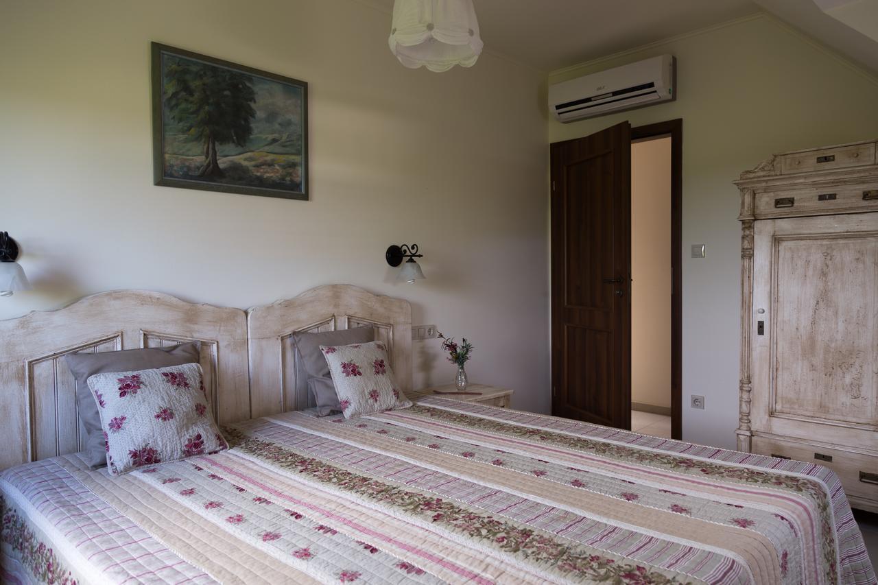 Radhe Resort Es Syam Meditacios Es Rendezvenykozpont Somogyvámos Buitenkant foto