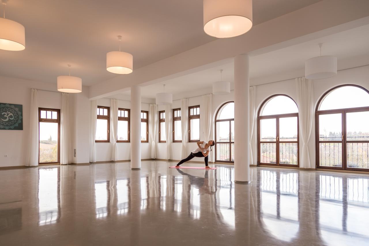 Radhe Resort Es Syam Meditacios Es Rendezvenykozpont Somogyvámos Buitenkant foto