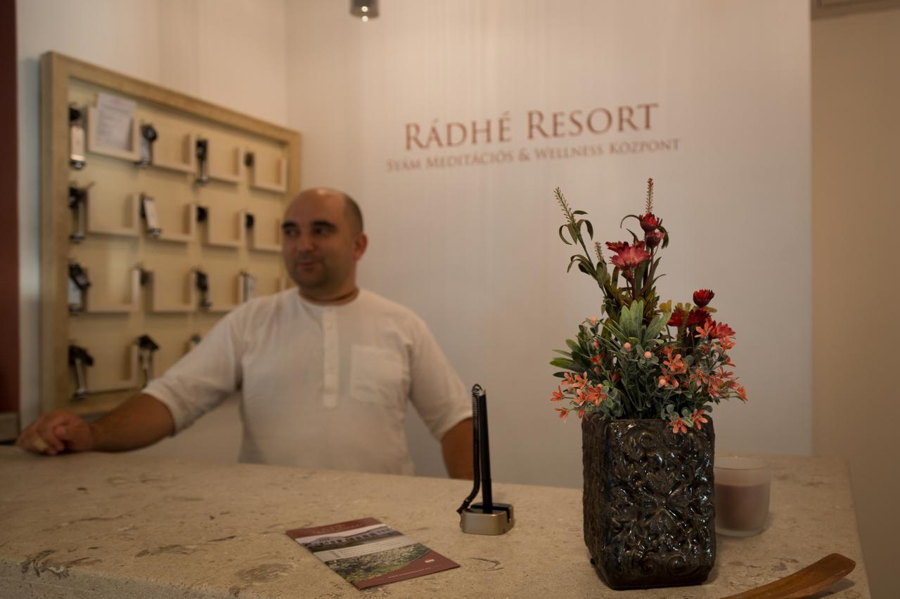 Radhe Resort Es Syam Meditacios Es Rendezvenykozpont Somogyvámos Buitenkant foto