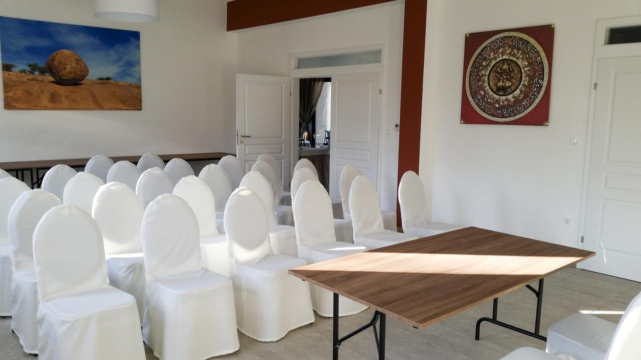 Radhe Resort Es Syam Meditacios Es Rendezvenykozpont Somogyvámos Buitenkant foto